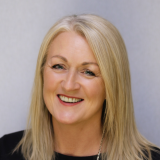 Headshot of Elaine Beaken